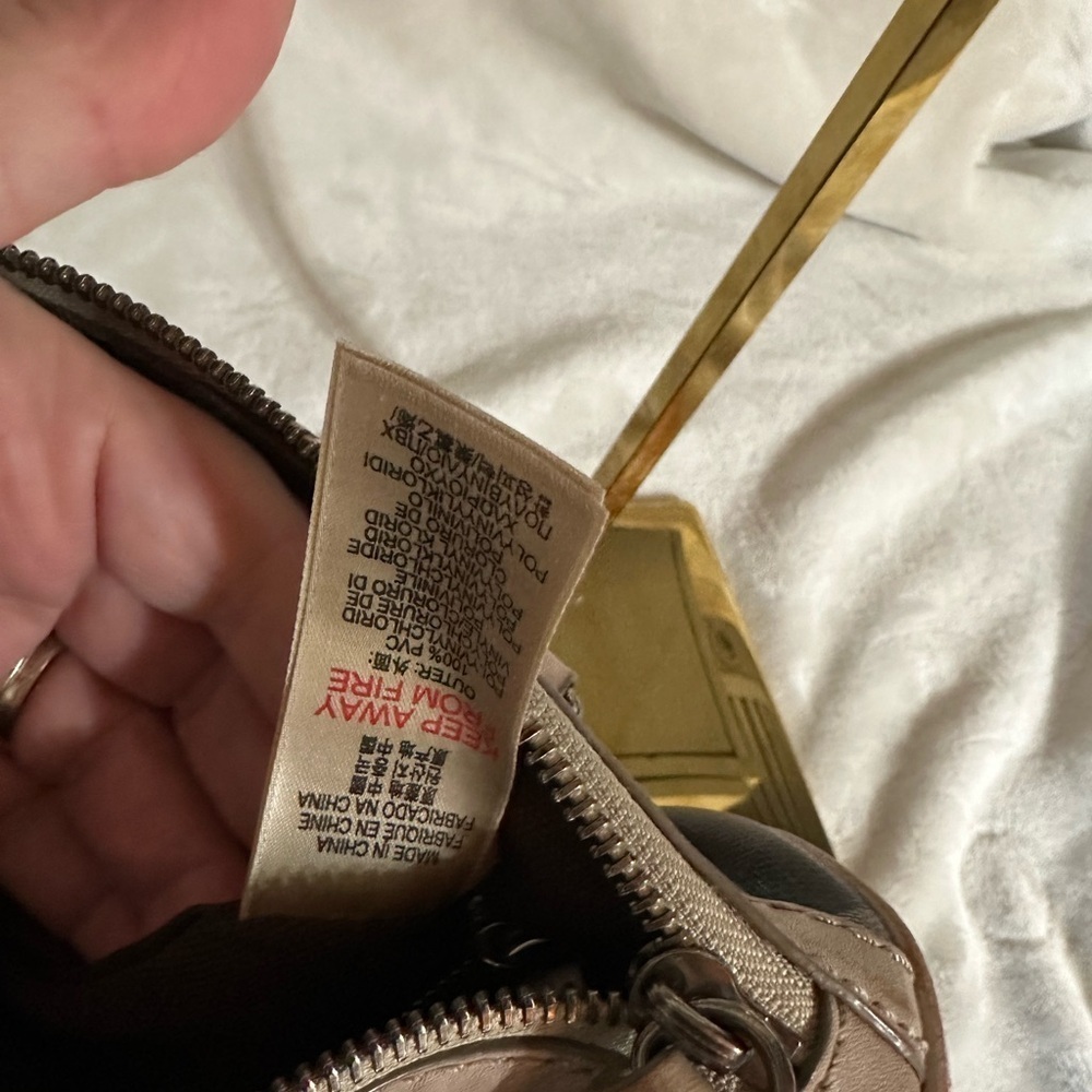 Smoked checked coated canvas Burberry authentic Small Chester check Boston bag. - Picture 12 of 16